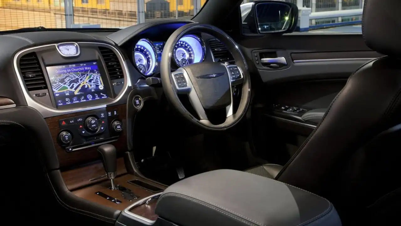 Chrysler-300C-interior