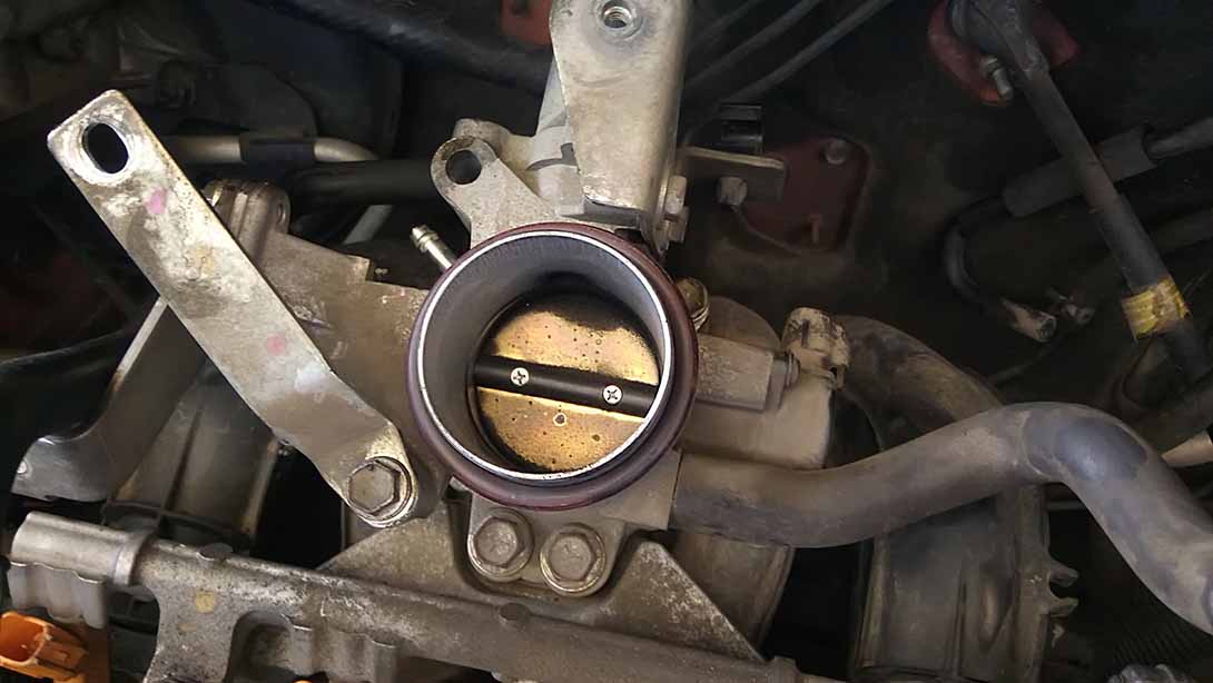 How to Choose Throttle Body Cleaner