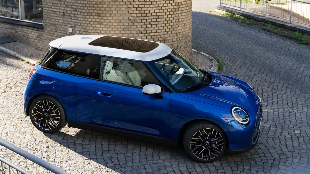 Mini-Cooper_SE-2024