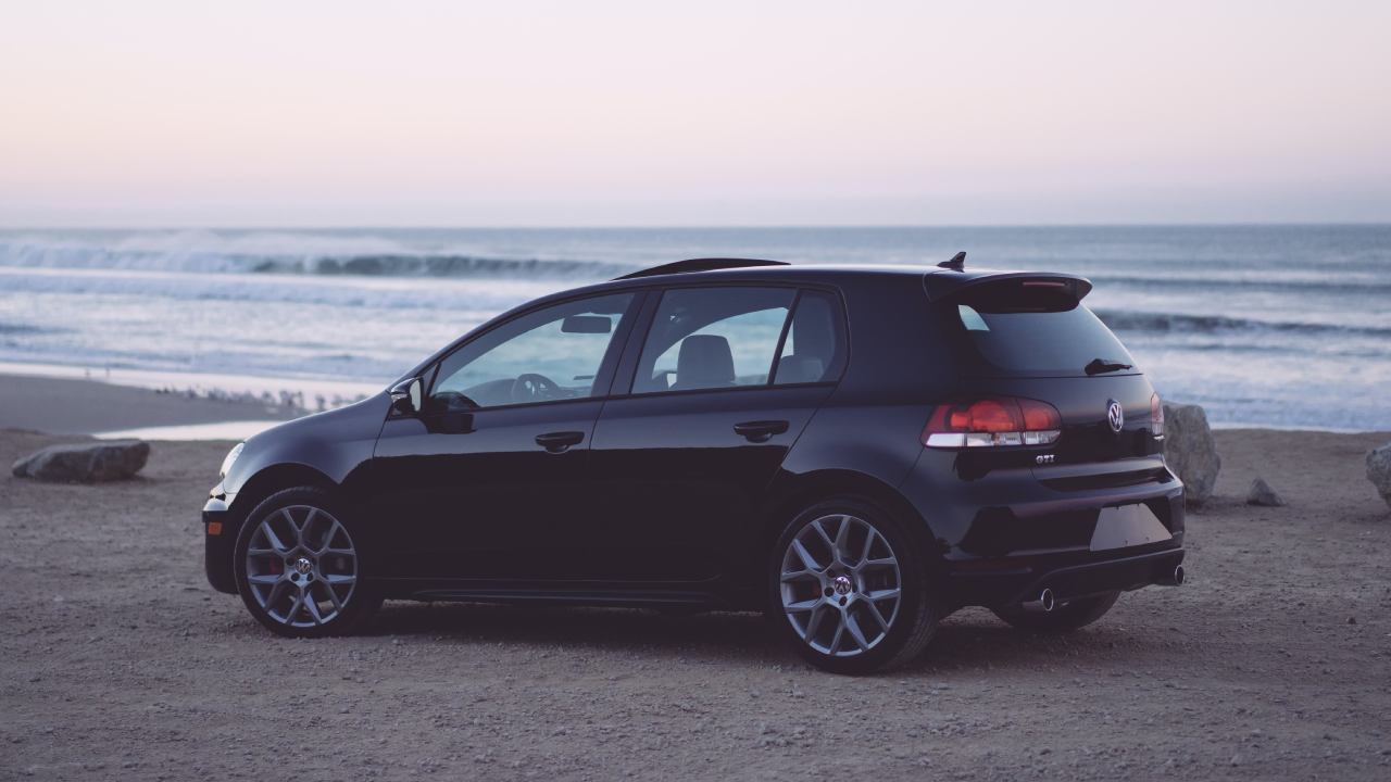 pros and cons of hatchbacks
