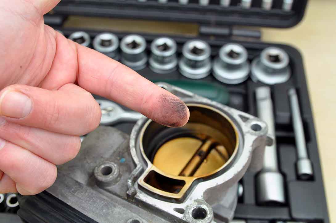 Throttle Body Cleaning: Mastering Vehicle Maintenance for Peak Performance