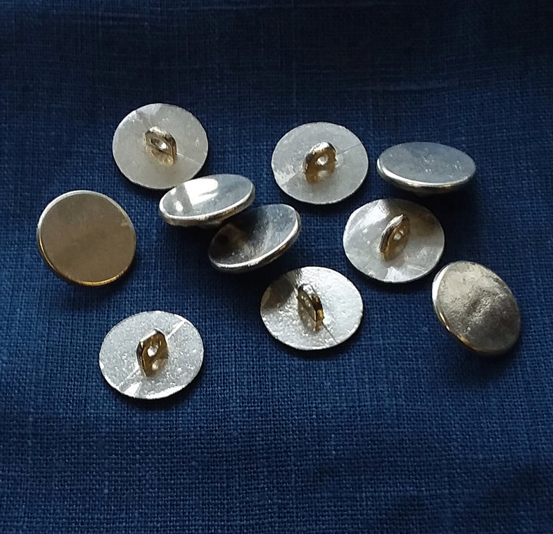 Plain Pewter Buttons Lg Pkg/10 – Townsends