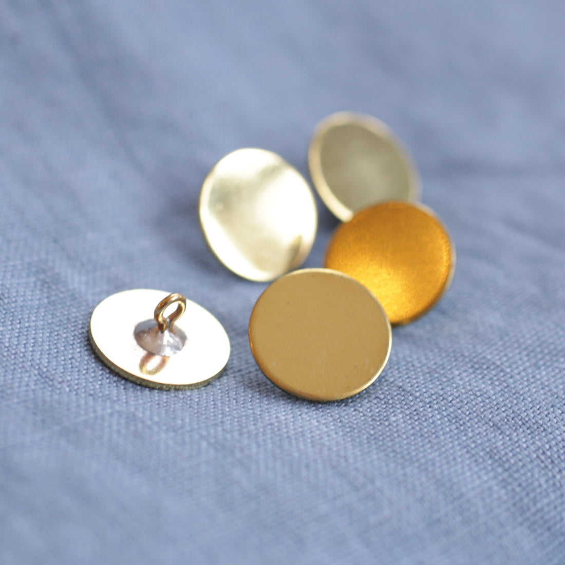 Flat Brass Buttons Small B-1202 – Townsends