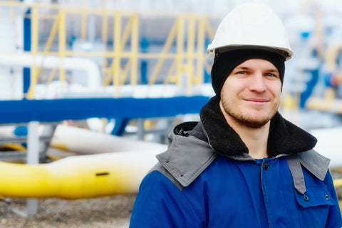 Trade workers outside in the cold