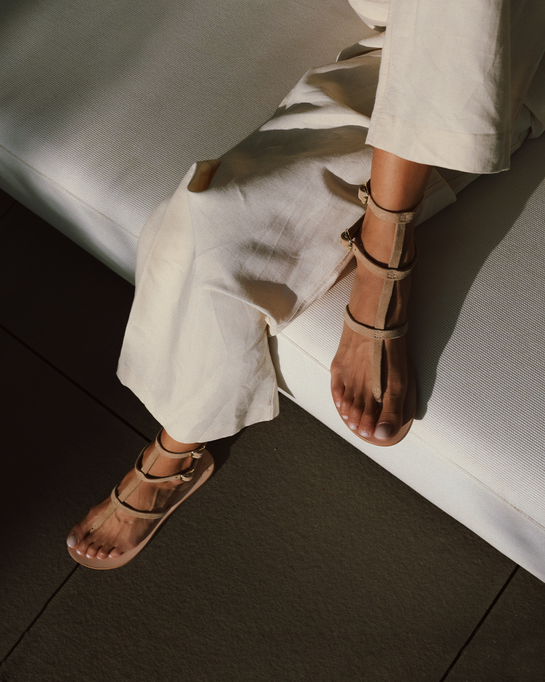 Manebí  Sandals With Knot-La Havana-White