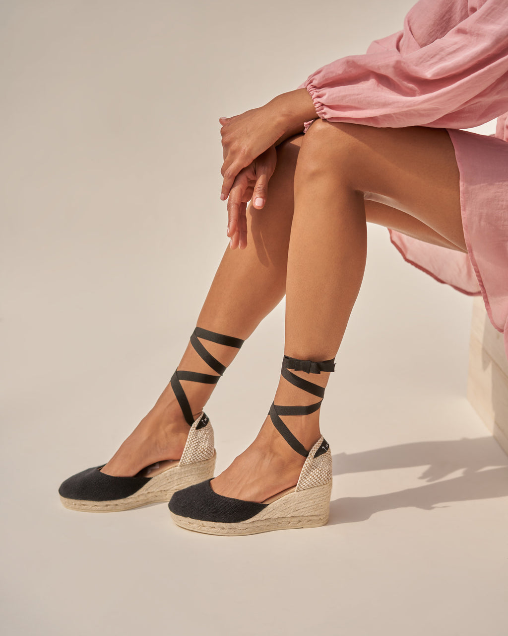 Manebí Love Wedge Sandals