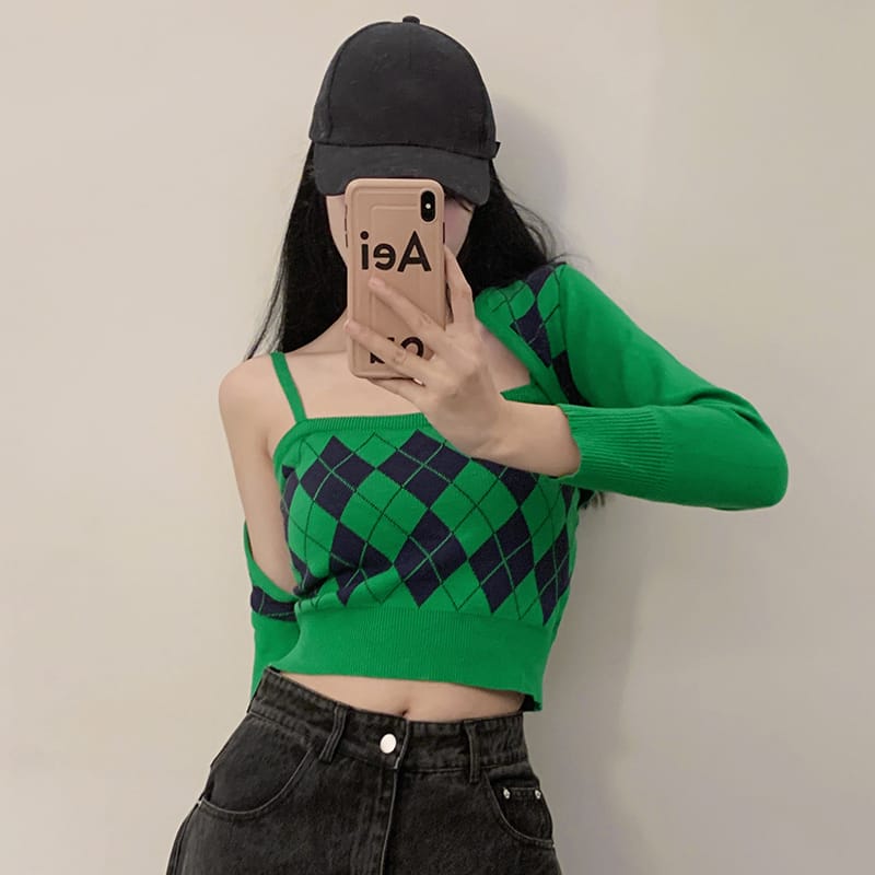 Women Green and Navy Argyle Cropped Knit Tank & Cardigan Set