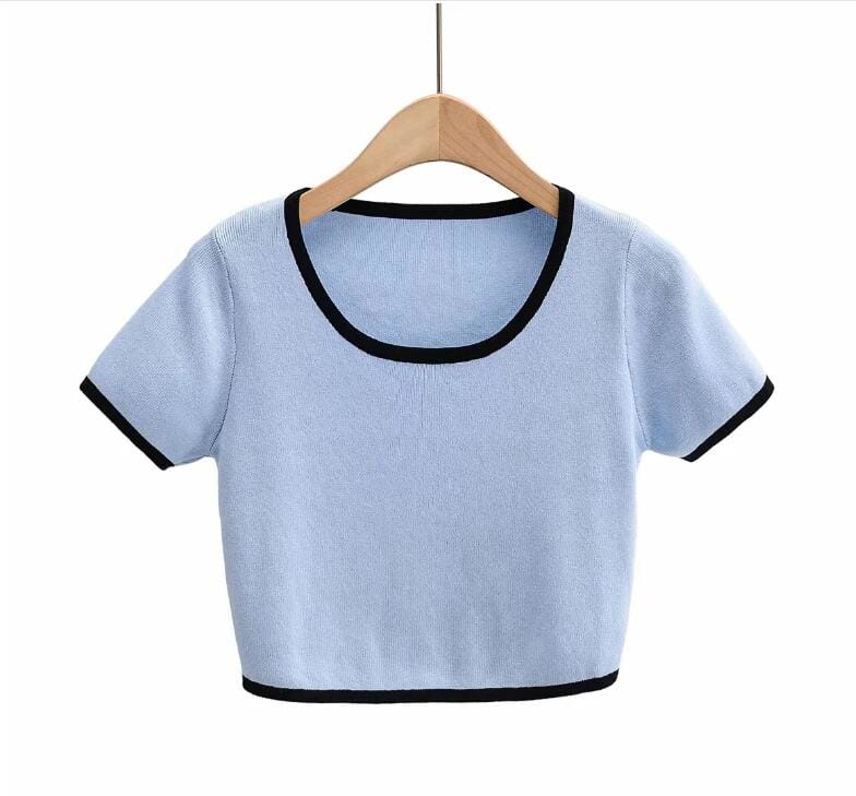 Women Blue and Black Knitted Color Block O Neck Short Sleeve Copped top