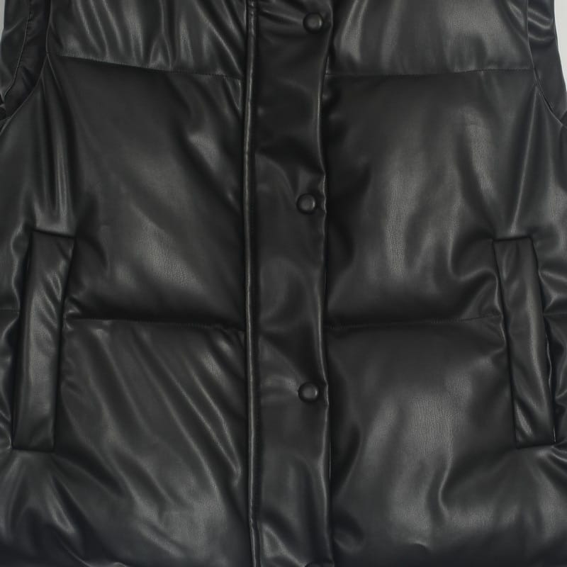 Women Black Warm Sleeveless Puff Pu Leather Vest with Turtleneck Zipper and Buttons detail