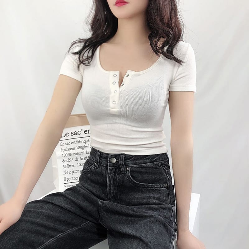 Women White Short Sleeve Round Neck Buttoned front T-shirt