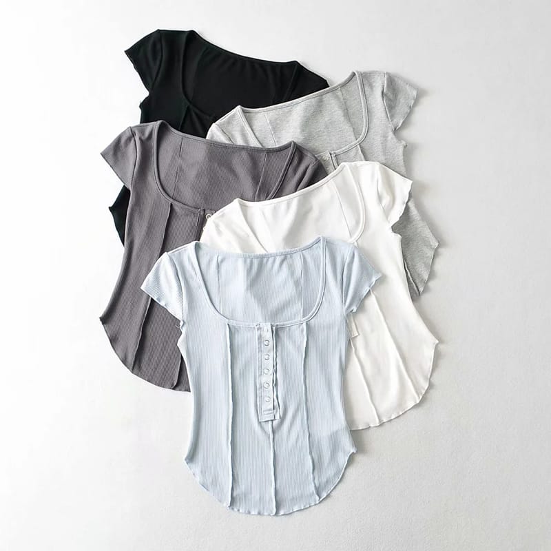 Women Light Grey Scoop Neck Buttoned Short Cap Sleeve Curve Hem Fitted top with Seam detail T-shirt