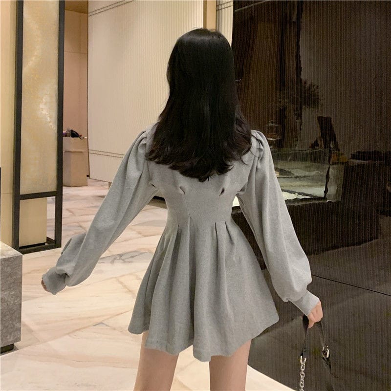 Lantern Long Sleeve Flowy Summer Backless Mini Sundress for Women 2023  Casual V Neck Cut Out Empire Waist Skater Dresses : : Clothing,  Shoes