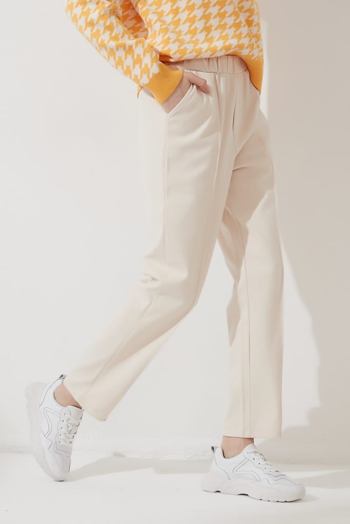 Women Beige Casual thick Trousers Pants with Elastic Waist and Pockets detail