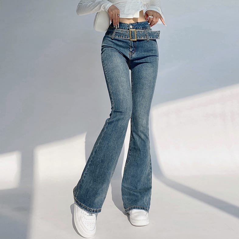 Women Blue High Waist Flare Jeans with Belt