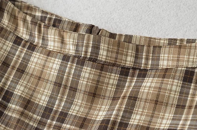 Women Plaid Checkered Mini Skirt with under Shorts and Frill detail