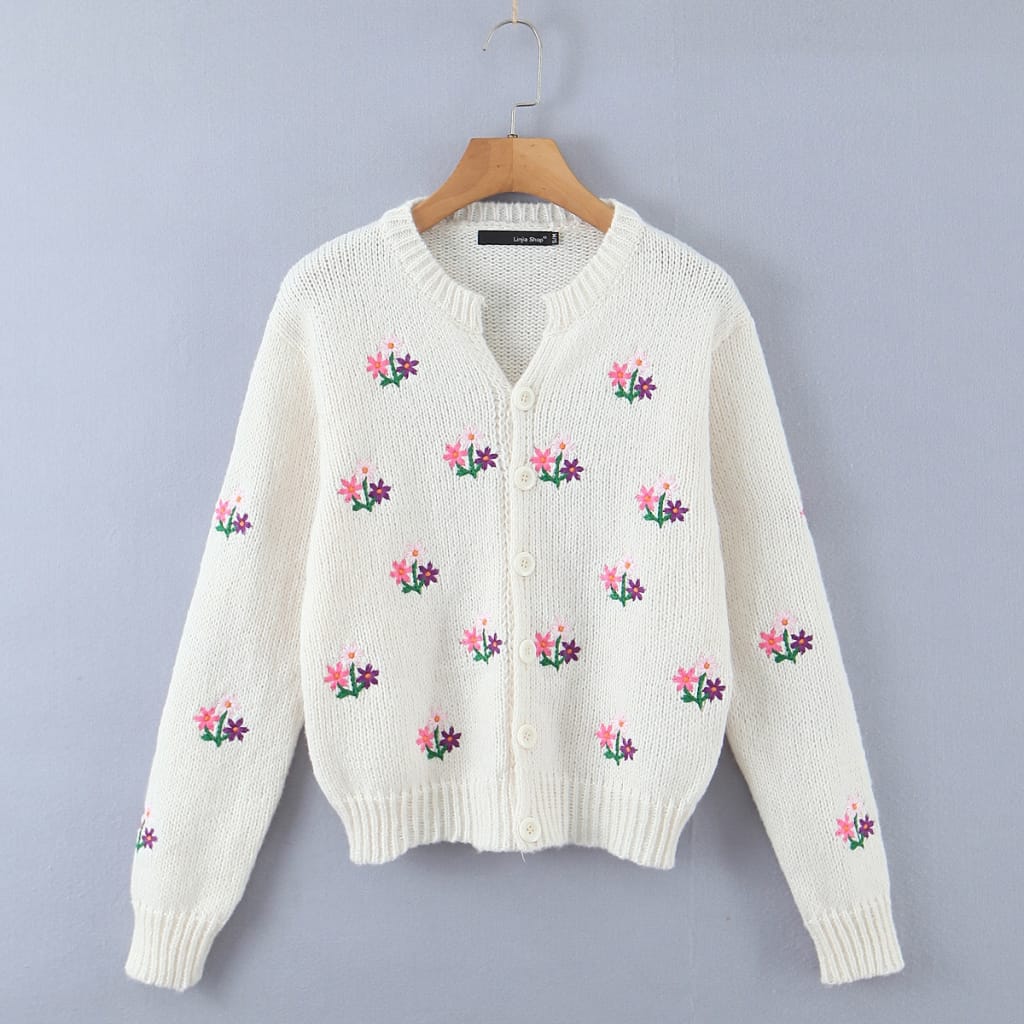 Women White Embroidery Flower Cropped Knitted Cardigan with Center Button