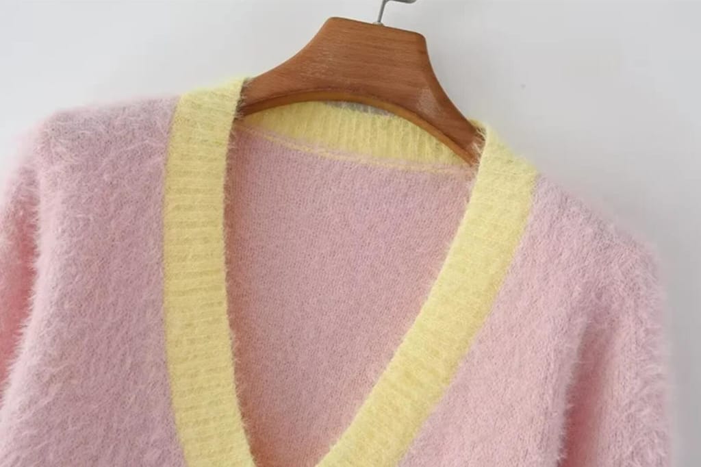 Women Pink with Yellow V Neck Knitted Puzzy Cropped Long Sleeve Single-breasted Cardigan Sweater