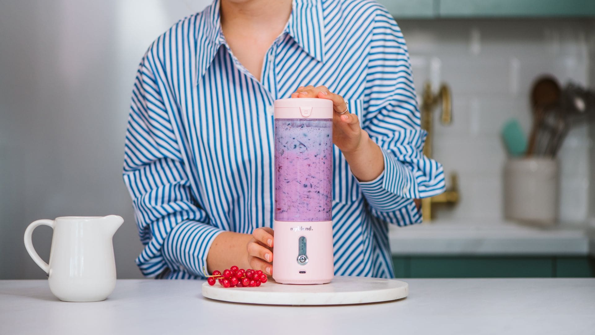 Trådlös Smoothie Mixer: Skapa Perfekta Smoothies På Nolltid – MyBlend