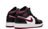 nike-air-jordan-1-mid-bred-toe-gs-554725-066-sneakers-heat-3