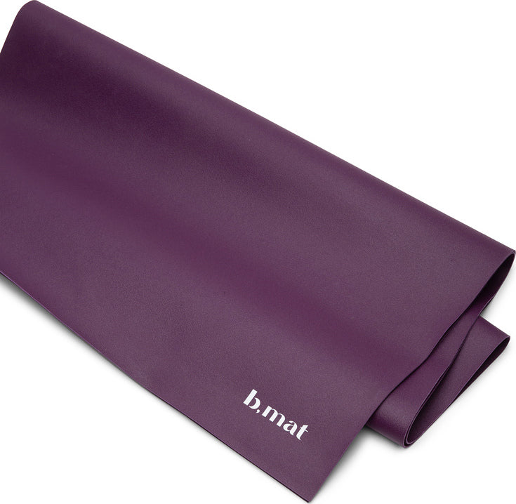 b, mat traveller 2mm yoga mat - grippy & compact – b, halfmoon CA