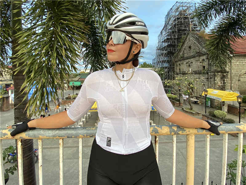 souke sports, cycling jersey, white cycling jersey, women cycling jersey