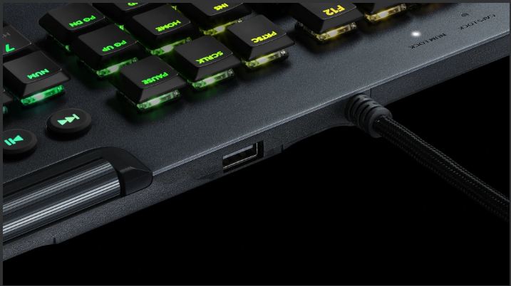 Logitech G813 LIGHTSYNC RGB Mechanical Gaming Keyboard-Logitech Pakistan