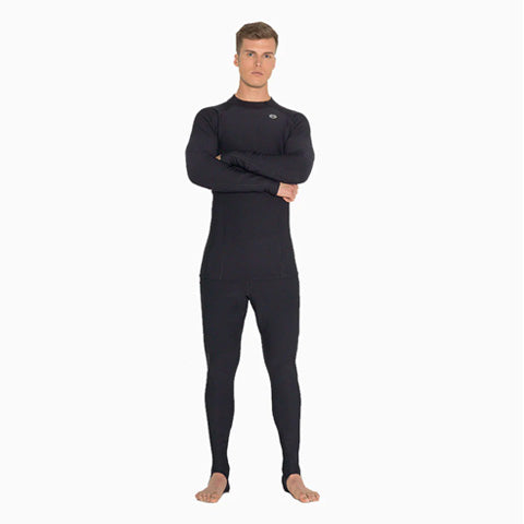 Scuba-Diving-DRYSUIT-UNDERGARMENT.jpg__PID:d0f9dedf-e3f9-44ec-94e4-42e3d78a1d23