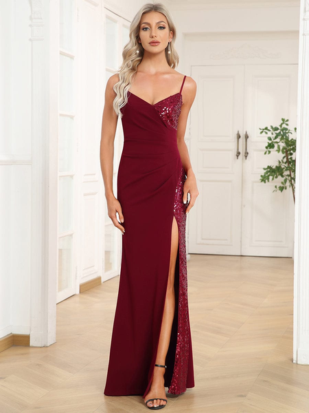 Red Christmas Allure: Spaghetti Strap Front Slit Bodycon Sequin Formal Evening Dress