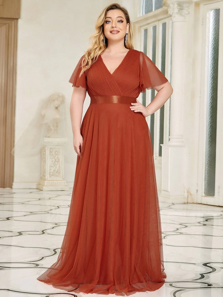 Looking For Plus Size Bridesmaid's Dresses? We Make It Easy For You