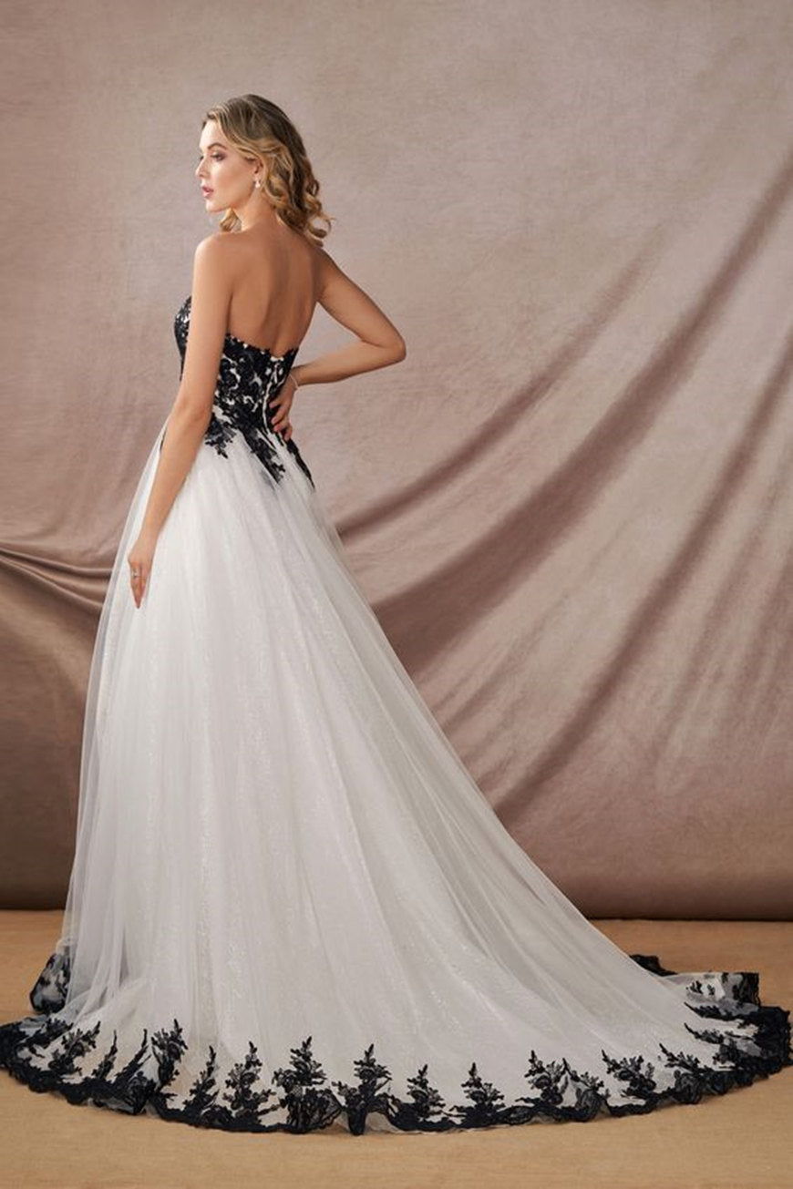 a-black-and-white-wedding-dress