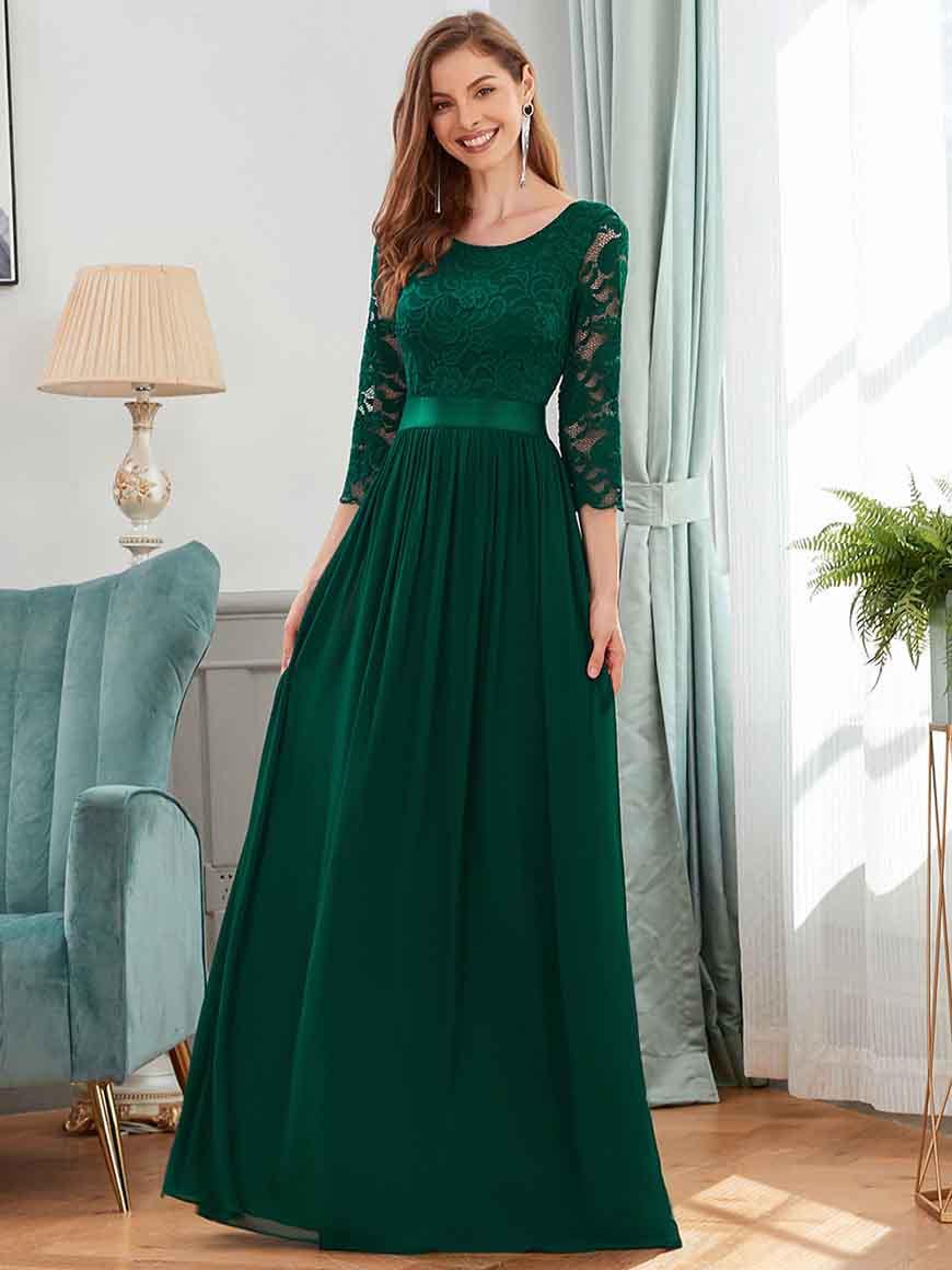 a-dark-green-bridesmaid-dress