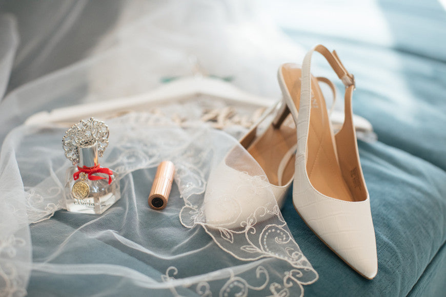 shoes-in-wedding