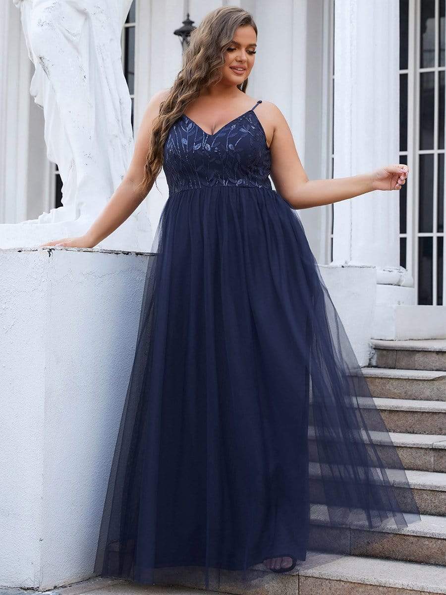 Plus Size Soft Spaghetti Straps V-Neck Embroidery Evening Dress