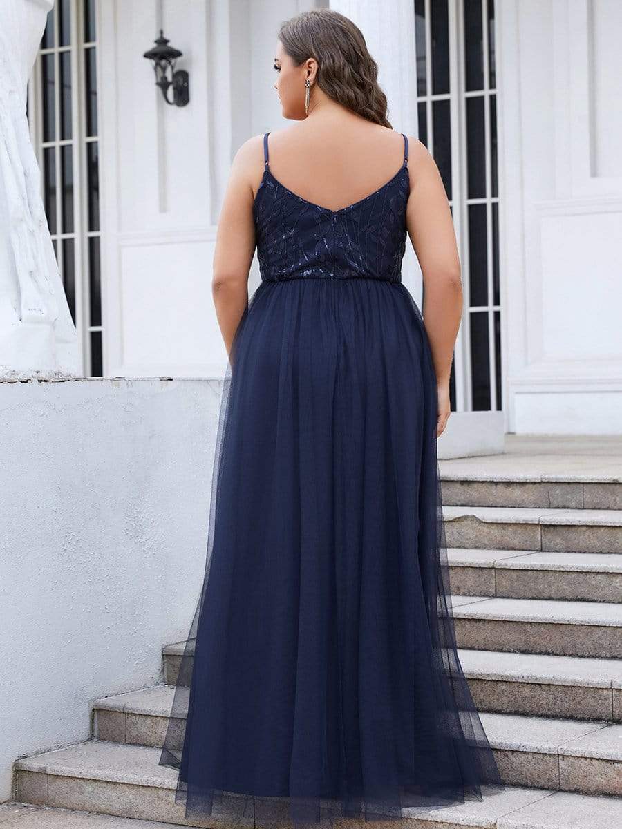 Plus Size Soft Spaghetti Straps V-Neck Embroidery Evening Dress