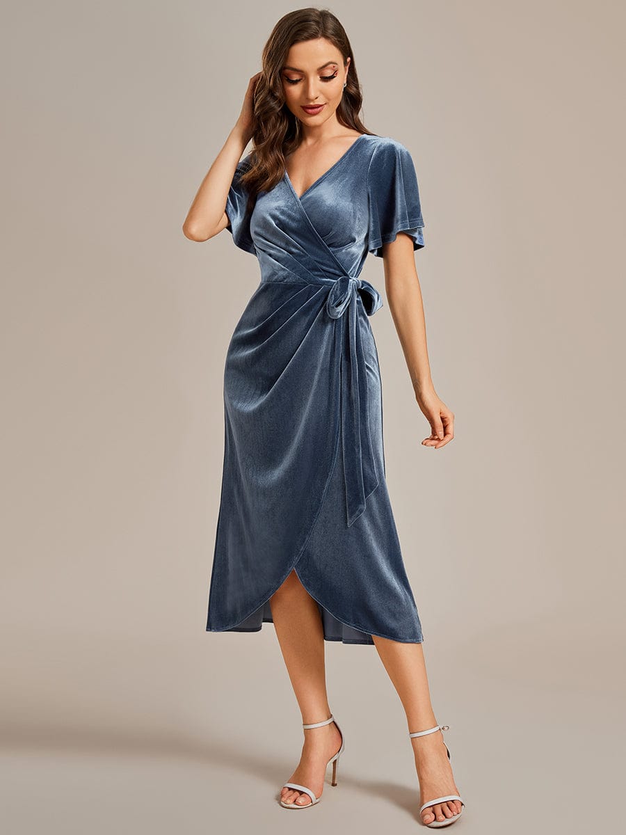 One-Piece Type Short Sleeves V-Neck Velvet Midi Wedding Guest Dress