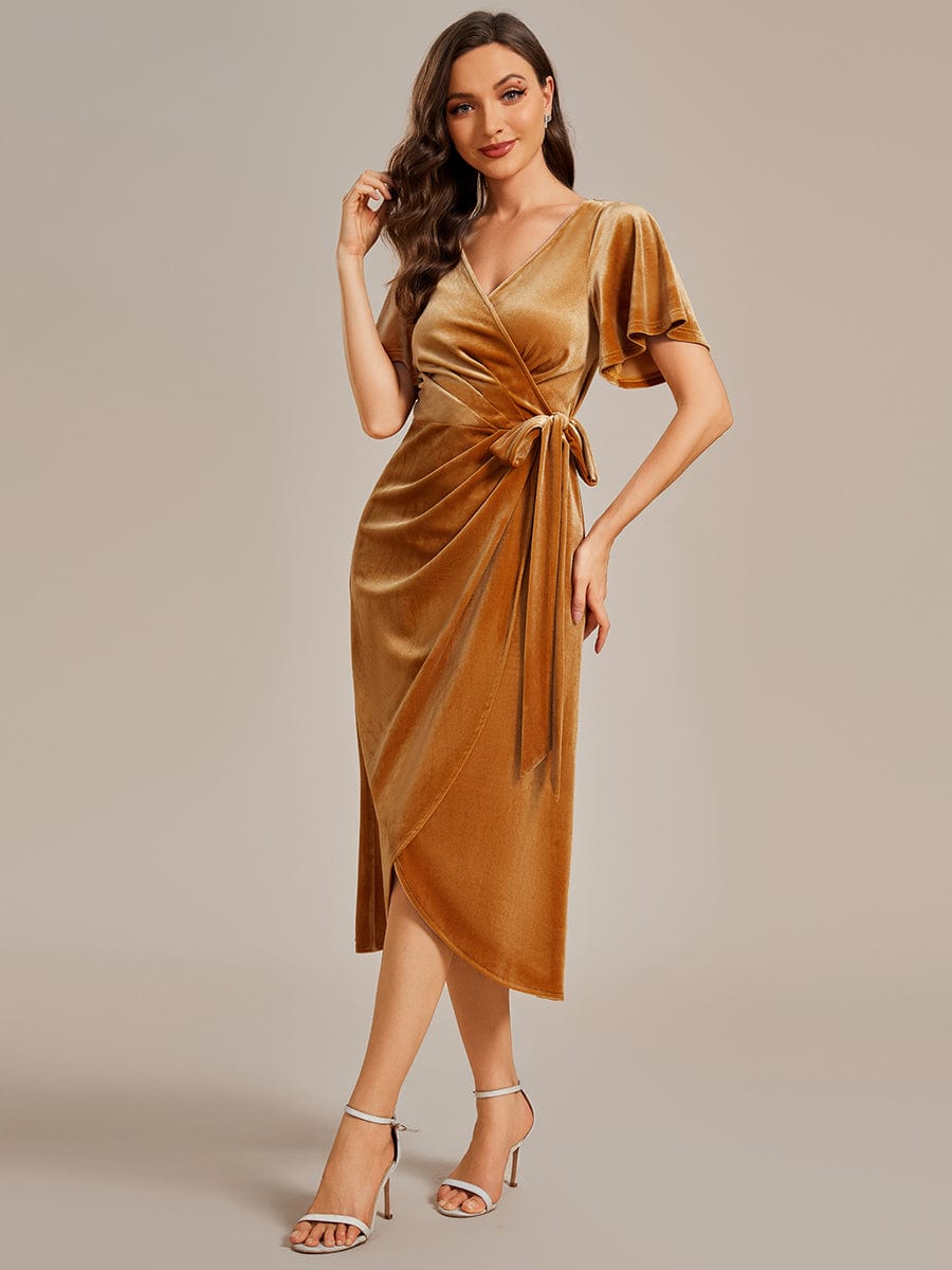 One-Piece Type Short Sleeves V-Neck Velvet Midi Wedding Guest Dress