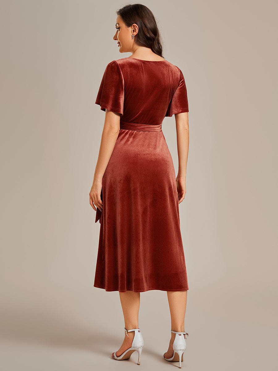 One-Piece Type Short Sleeves V-Neck Velvet Midi Wedding Guest Dress