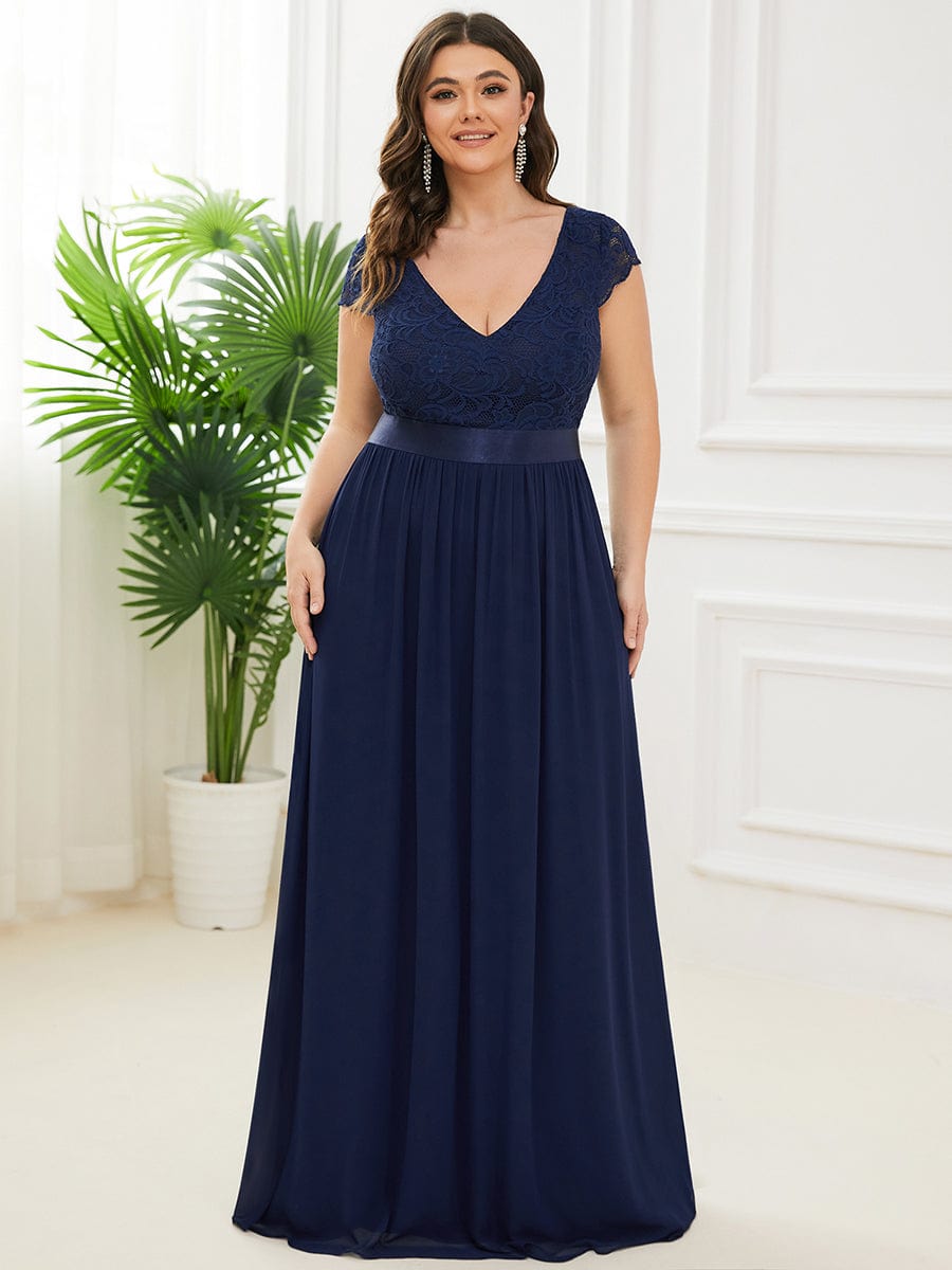 Elegant Lace V-Neck Short Sleeves Chiffon Mother of the Bride Dress