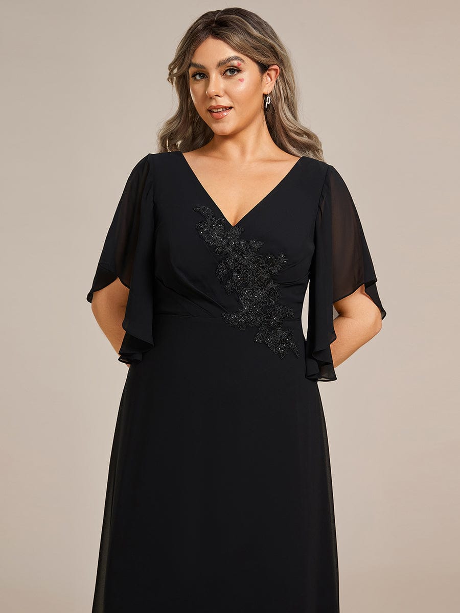 Graceful Plus Size A-line Ruffles Sleeve Chiffon Mother of the Bride Dress with Applique