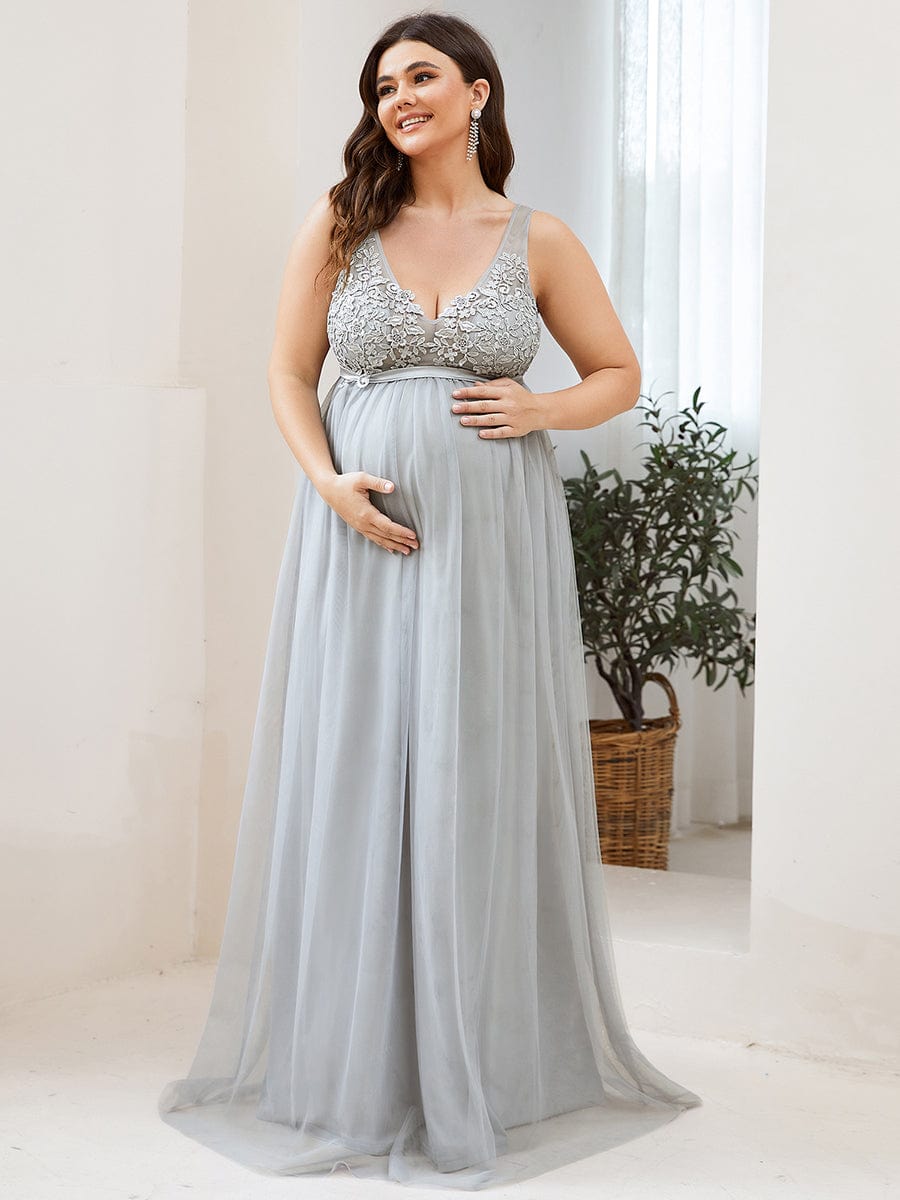 Plus Size Double V-Neck Lace Bodice Long Flowy Maternity Dress