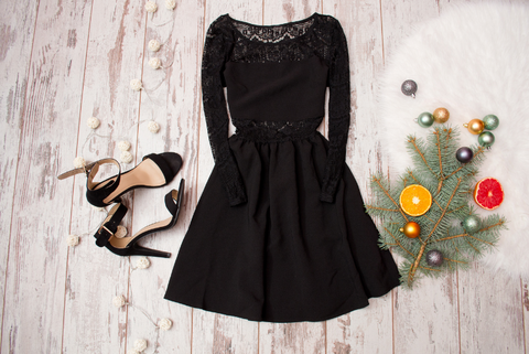3 pomysły na świąteczne stylizacje - klasyczna, czarna sukienka