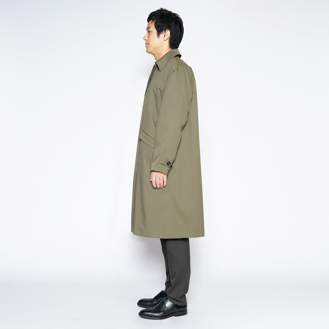 Check styling ideas forBalmacaan CoatExtra Fine Cotton Broadcloth  LongSleeve Shirt UNIQLO US