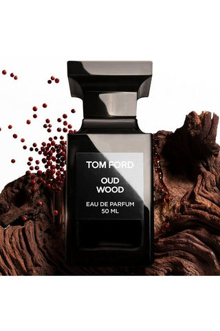 Perfume Oud Wood Unisex De Tom Ford EDP 50ML