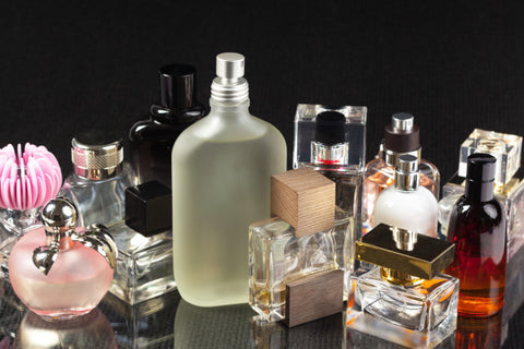 Perfumes con flor de naranjo que todo HOMBRE debe usar