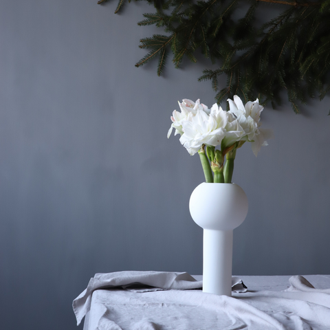 Modern Centerpiece Ideas - COOEE Design Pillar Vases
