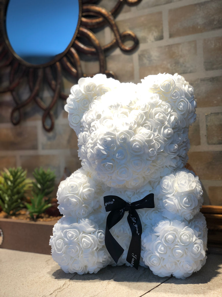 white flower bear