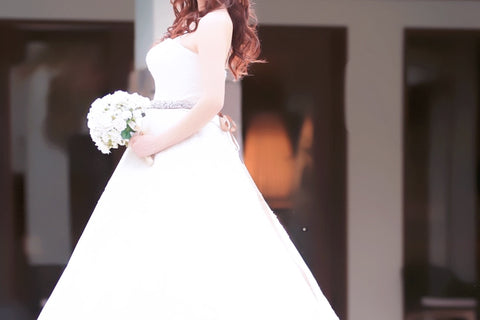 ウエディングドレスの人気ブランド5選 人気デザインも併せてご紹介 Annie Bridal