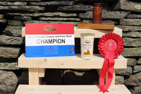 Longley Farm Jersey Extra Rich Cream with Champion award