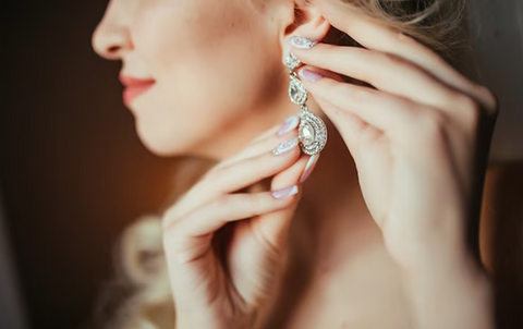 woman wearing earring