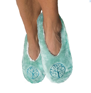 Two Left Feet Aunt Deloris House Slippers – Beautiful Journey